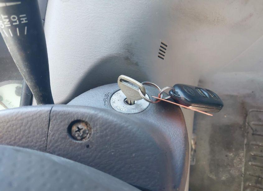 Photo 11 of 2003 Toyota Corolla LE (VIN 2T1BR32E03C033454)