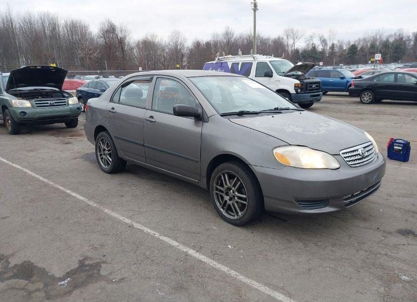 2004 Toyota Corolla CE (VIN 2T1BR32E04C179340) main photo