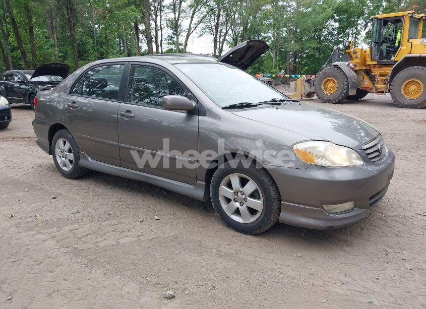 2004 Toyota Corolla CE/LE/S (VIN 2T1BR32E04C180911) main photo