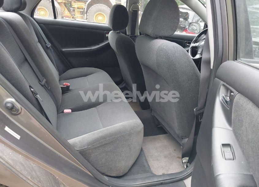 Photo 8 of 2004 Toyota Corolla CE/LE/S (VIN 2T1BR32E04C180911)