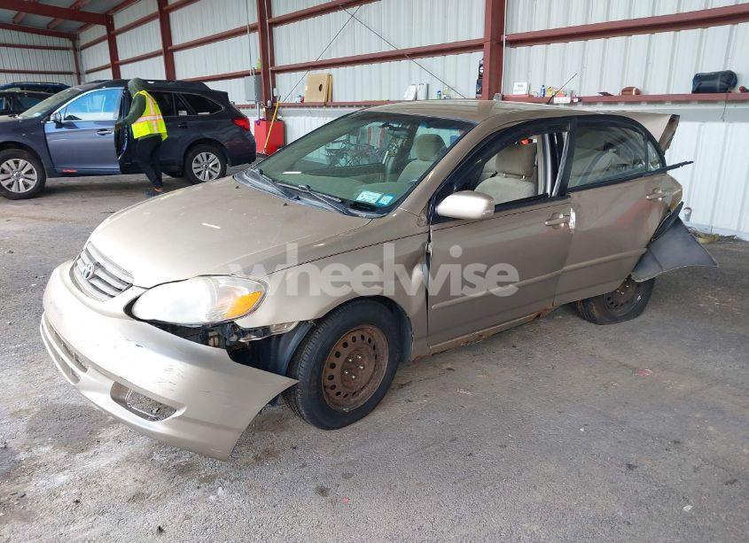 Photo 2 of 2004 Toyota Corolla LE (VIN 2T1BR32E04C202731)