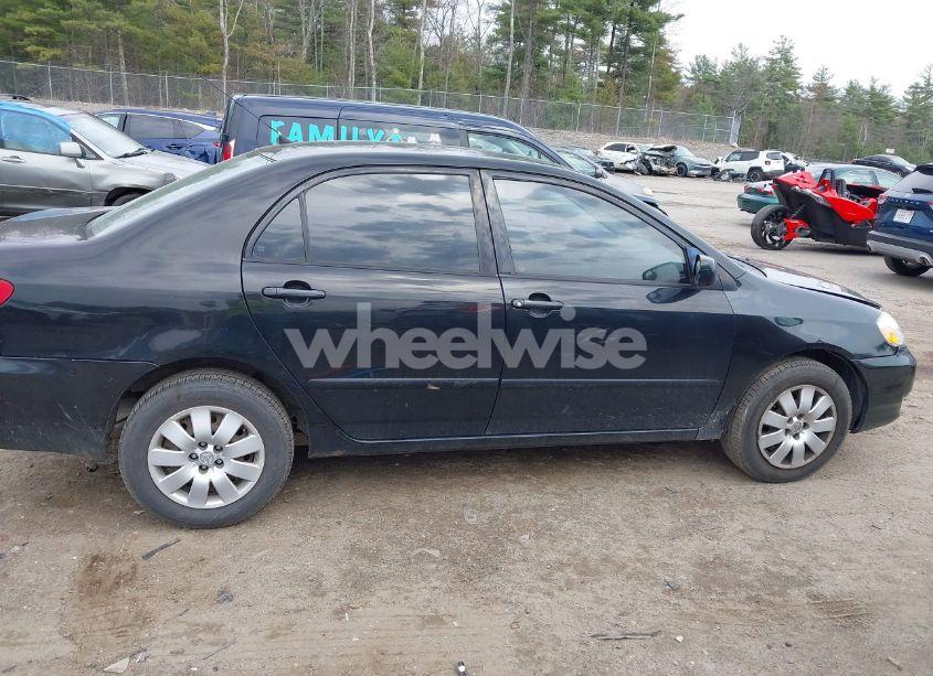 Photo 13 of 2004 Toyota Corolla LE (VIN 2T1BR32E04C219402)