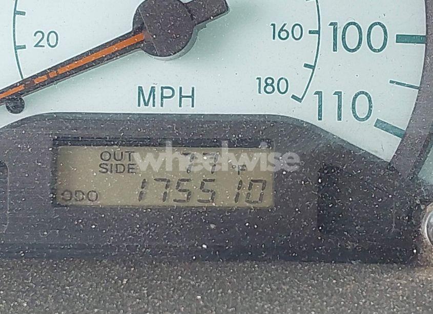 Photo 15 of 2004 Toyota Corolla LE (VIN 2T1BR32E04C219402)