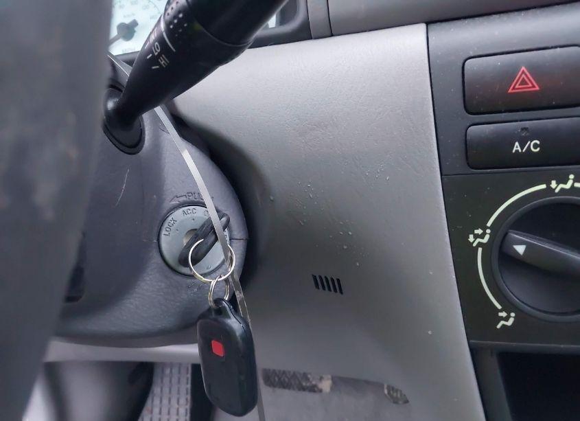 Photo 11 of 2004 Toyota Corolla LE (VIN 2T1BR32E04C248253)