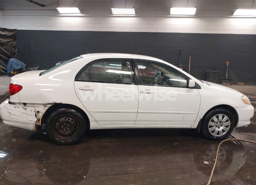 Photo 13 of 2004 Toyota Corolla LE (VIN 2T1BR32E04C255770)