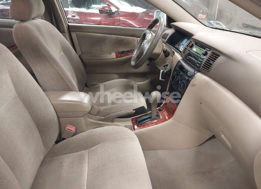 Photo 5 of 2004 Toyota Corolla LE (VIN 2T1BR32E04C255770)