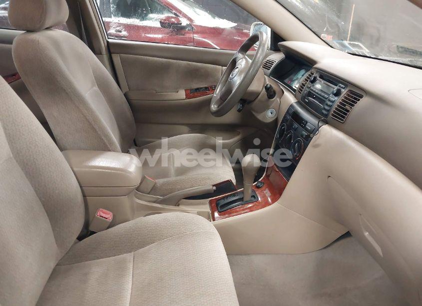 Photo 8 of 2004 Toyota Corolla LE (VIN 2T1BR32E04C255770)