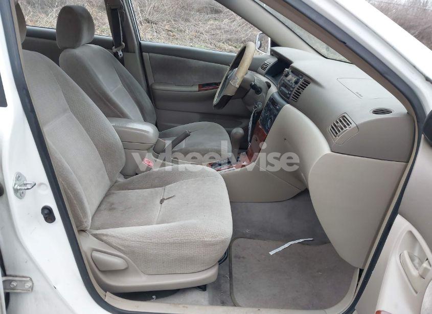 Photo 5 of 2004 Toyota Corolla LE (VIN 2T1BR32E04C288204)