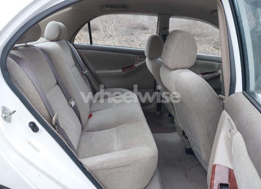 Photo 8 of 2004 Toyota Corolla LE (VIN 2T1BR32E04C288204)