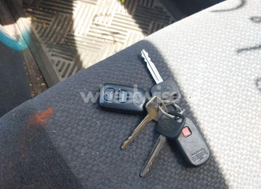 Photo 11 of 2004 Toyota Corolla S (VIN 2T1BR32E04C305034)