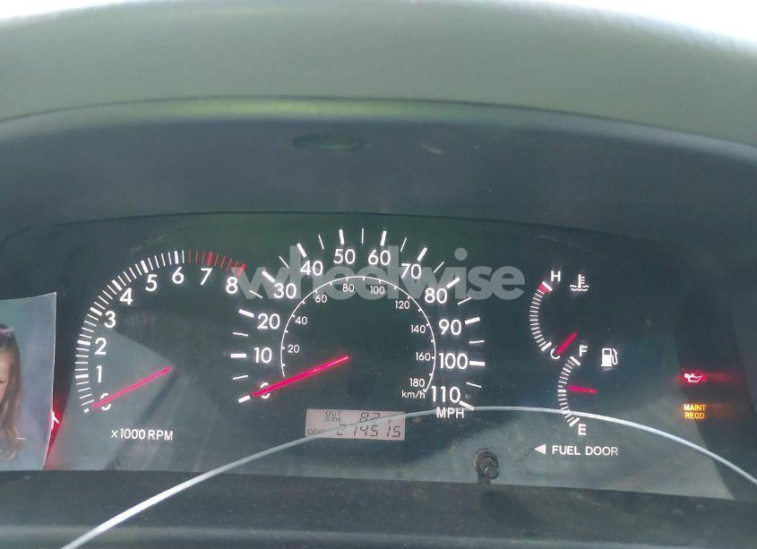 Photo 16 of 2005 Toyota Corolla LE (VIN 2T1BR32E05C359452)