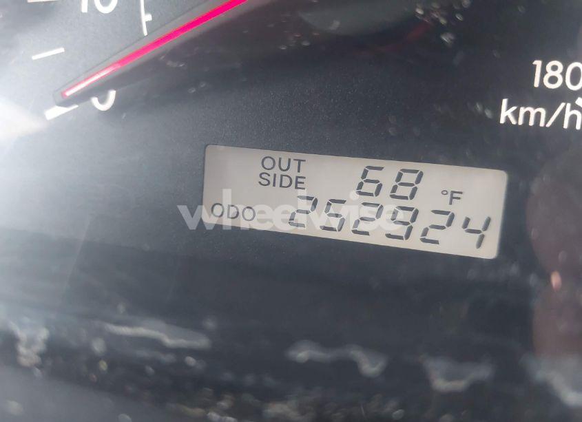 Photo 15 of 2005 Toyota Corolla LE (VIN 2T1BR32E05C391530)