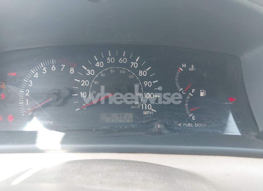 Photo 7 of 2005 Toyota Corolla LE (VIN 2T1BR32E05C391530)