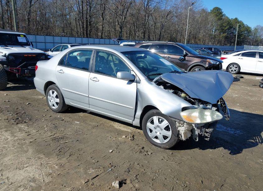 2005 Toyota Corolla LE (VIN 2T1BR32E05C405071) main photo