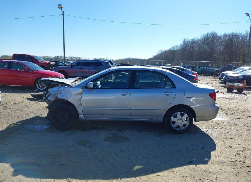 Photo 15 of 2005 Toyota Corolla LE (VIN 2T1BR32E05C405071)