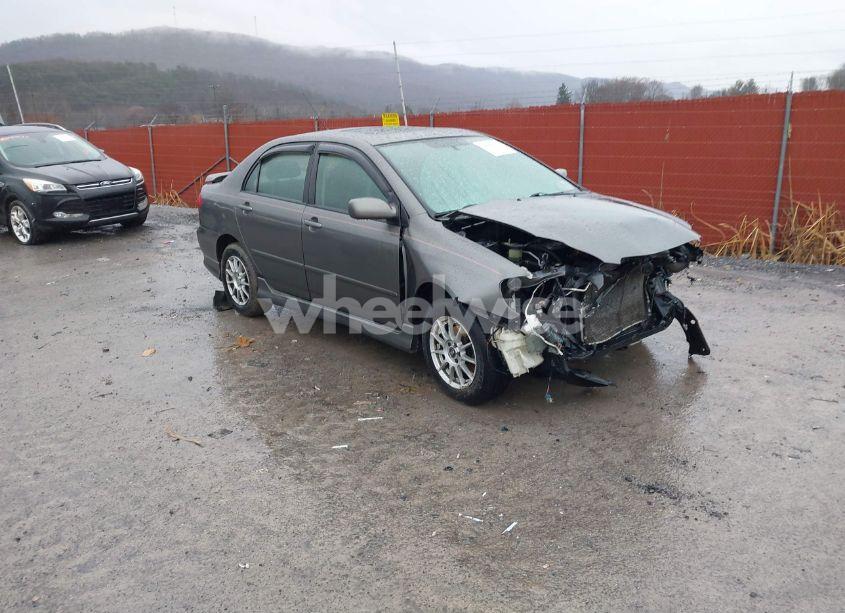 2005 Toyota Corolla S (VIN 2T1BR32E05C447773) main photo