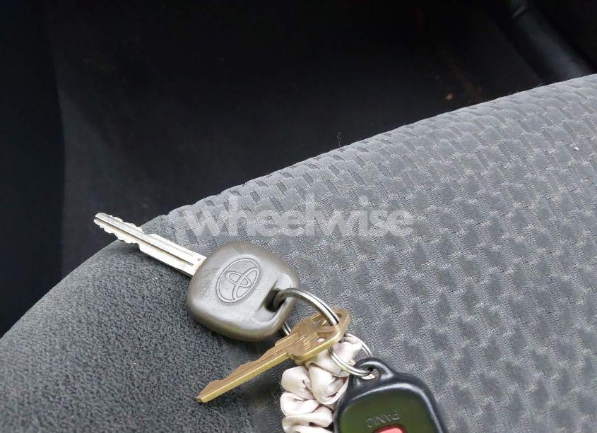 Photo 11 of 2005 Toyota Corolla S (VIN 2T1BR32E05C447773)