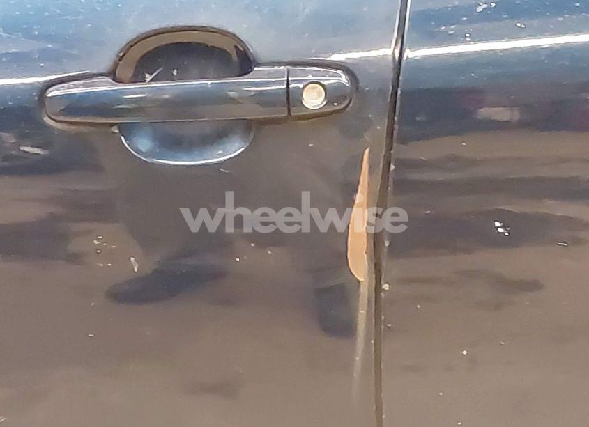 Photo 14 of 2005 Toyota Corolla LE (VIN 2T1BR32E05C465366)