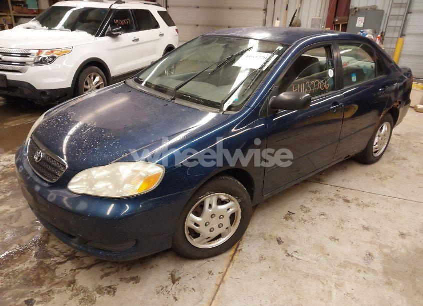 Photo 2 of 2005 Toyota Corolla LE (VIN 2T1BR32E05C465366)