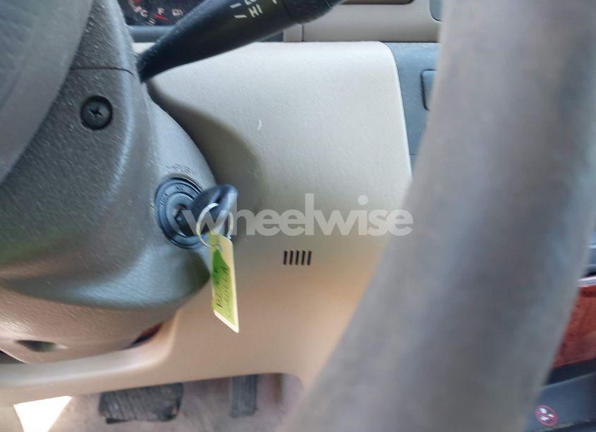 Photo 11 of 2005 Toyota Corolla LE (VIN 2T1BR32E05C554340)