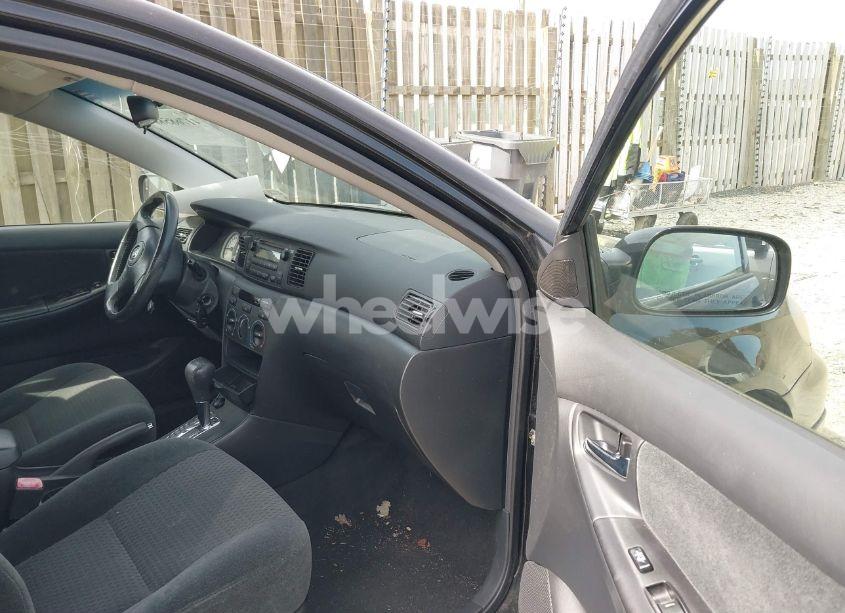 Photo 5 of 2006 Toyota Corolla S (VIN 2T1BR32E06C634402)