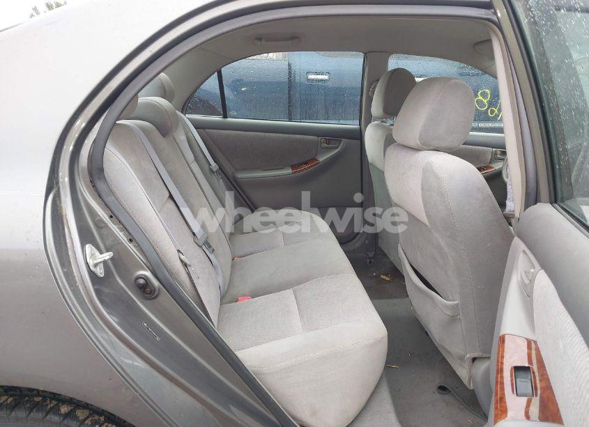 Photo 8 of 2006 Toyota Corolla LE (VIN 2T1BR32E06C640619)