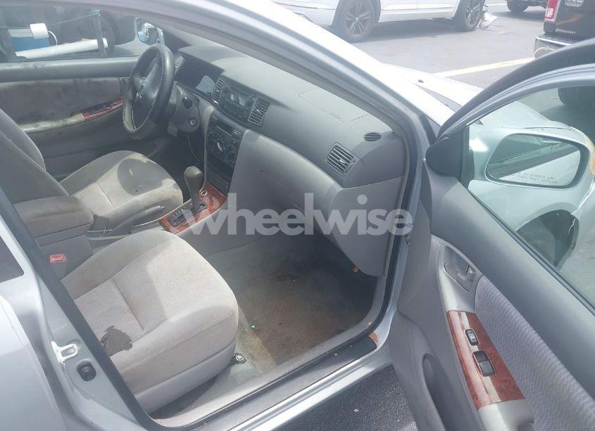 Photo 5 of 2006 Toyota Corolla LE (VIN 2T1BR32E06C699329)