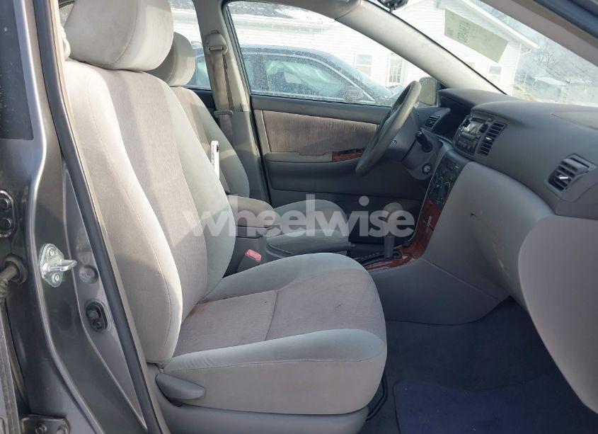 Photo 5 of 2007 Toyota Corolla LE (VIN 2T1BR32E07C792823)