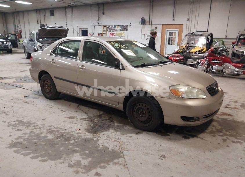 2007 Toyota Corolla CE (VIN 2T1BR32E07C848047) main photo