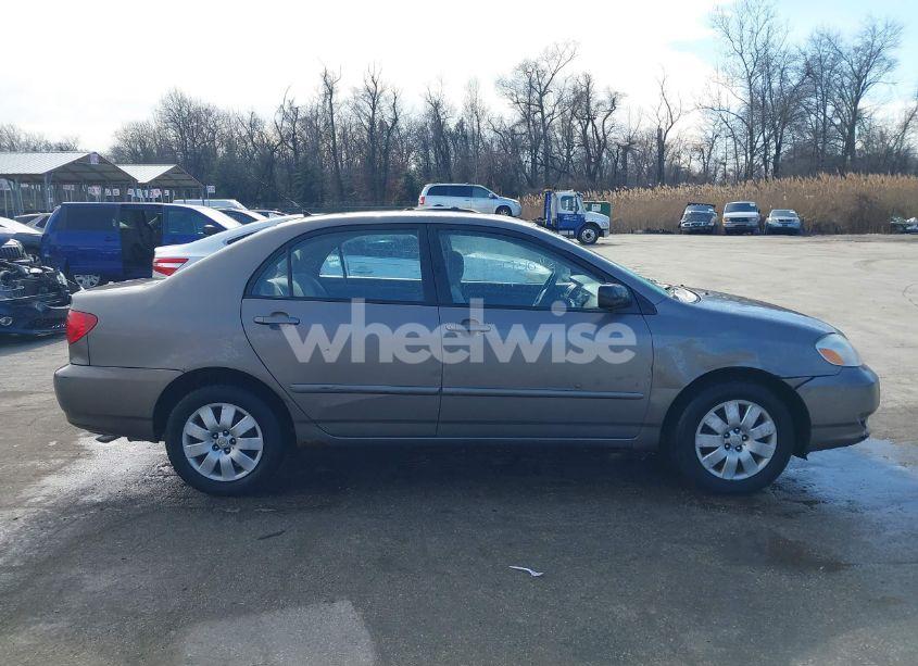 Photo 13 of 2003 Toyota Corolla LE (VIN 2T1BR32E13C088415)