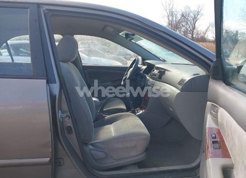 Photo 5 of 2003 Toyota Corolla LE (VIN 2T1BR32E13C088415)