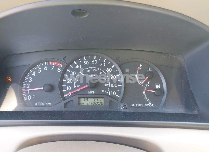 Photo 7 of 2003 Toyota Corolla CE (VIN 2T1BR32E13C148516)