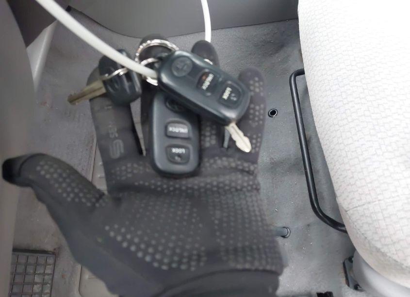 Photo 11 of 2003 Toyota Corolla LE (VIN 2T1BR32E13C157961)