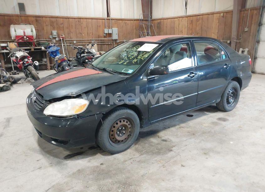 Photo 2 of 2004 Toyota Corolla LE (VIN 2T1BR32E14C262565)