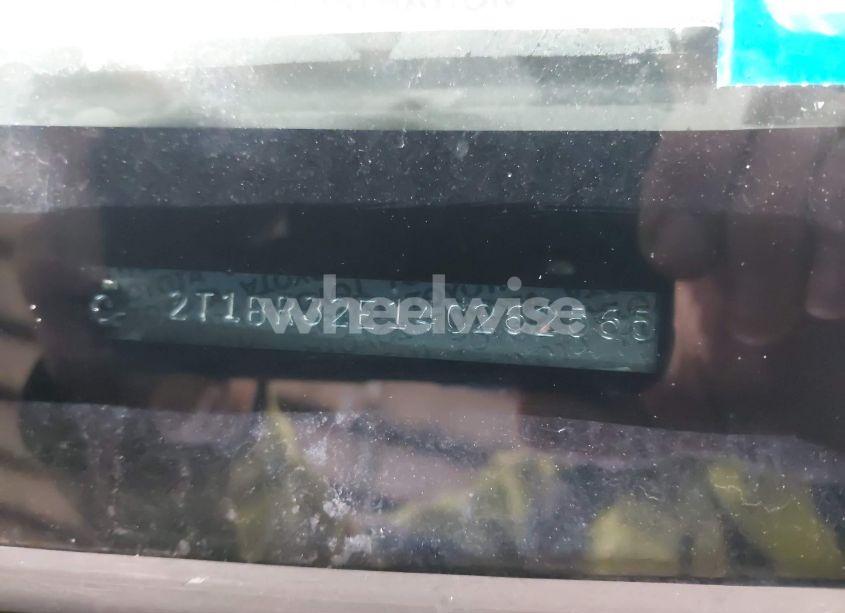 Photo 9 of 2004 Toyota Corolla LE (VIN 2T1BR32E14C262565)