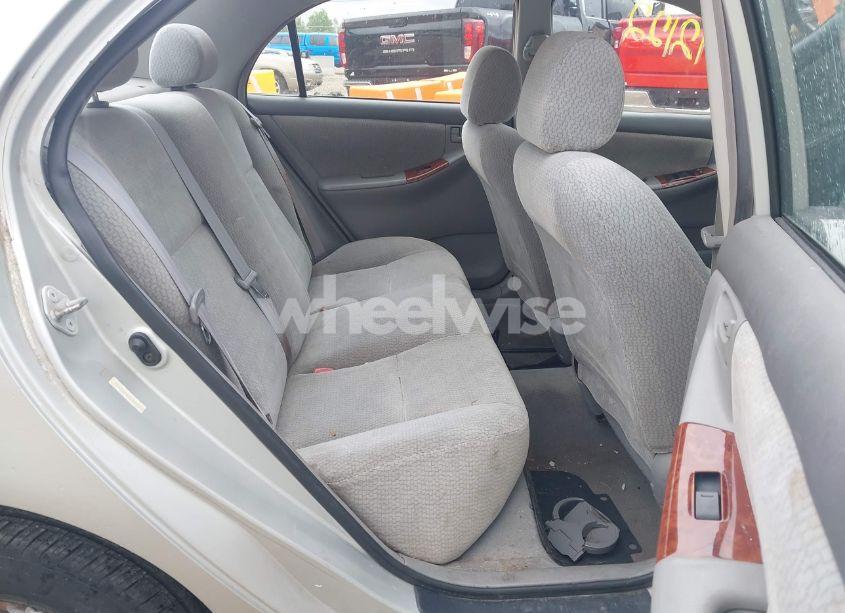 Photo 8 of 2004 Toyota Corolla LE (VIN 2T1BR32E14C268219)