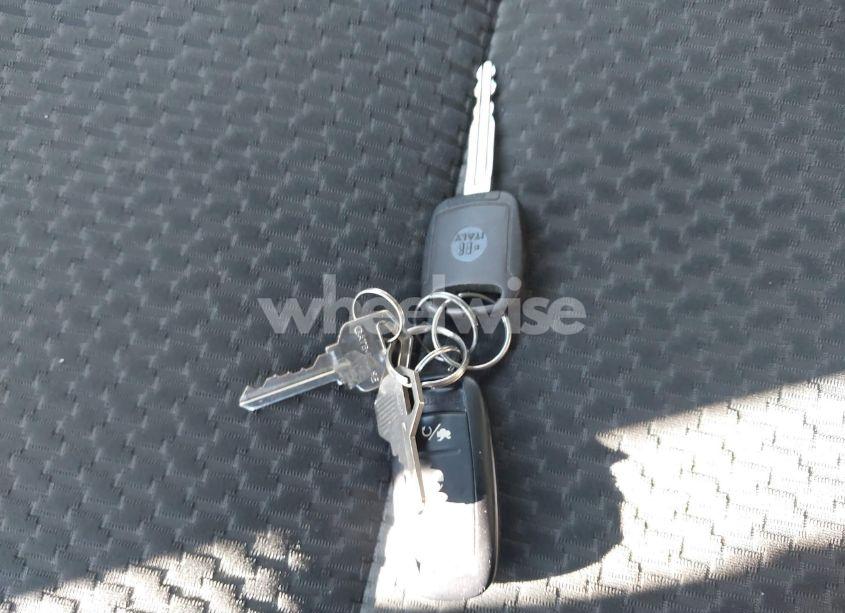 Photo 11 of 2005 Toyota Corolla S (VIN 2T1BR32E15C346192)