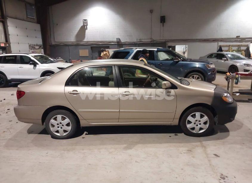 Photo 13 of 2005 Toyota Corolla LE (VIN 2T1BR32E15C389785)