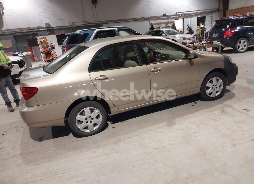 Photo 4 of 2005 Toyota Corolla LE (VIN 2T1BR32E15C389785)