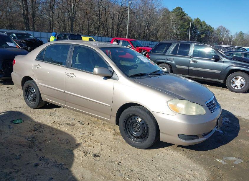 2005 Toyota Corolla LE (VIN 2T1BR32E15C396526) main photo