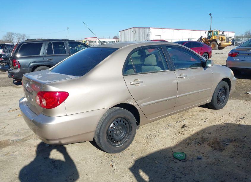 Photo 4 of 2005 Toyota Corolla LE (VIN 2T1BR32E15C396526)