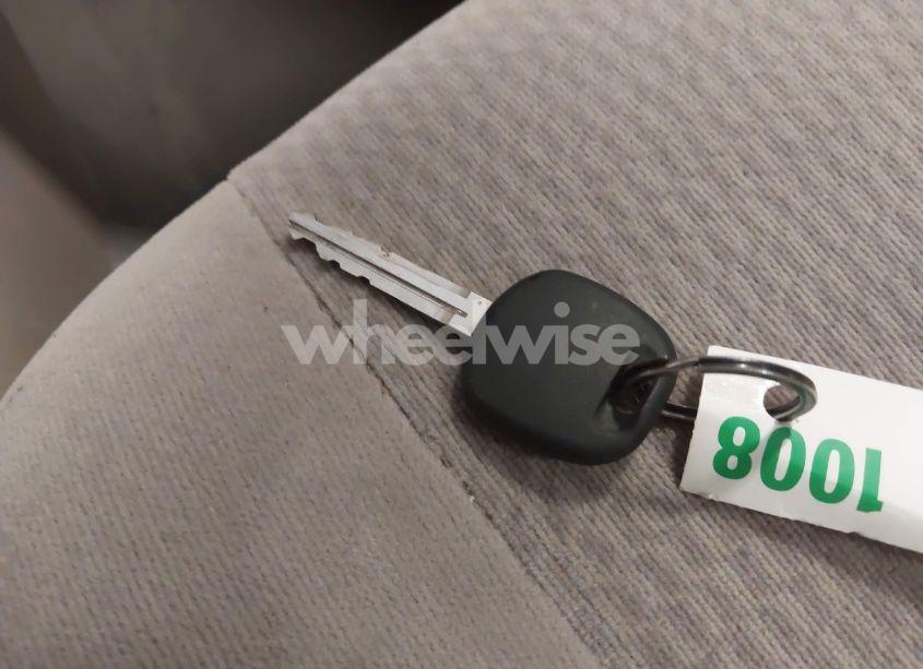 Photo 11 of 2005 Toyota Corolla LE (VIN 2T1BR32E15C430187)