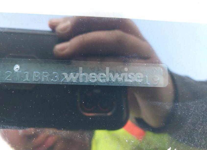 Photo 9 of 2005 Toyota Corolla CE (VIN 2T1BR32E15C464419)