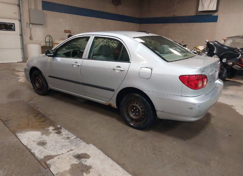 Photo 3 of 2005 Toyota Corolla CE (VIN 2T1BR32E15C491524)