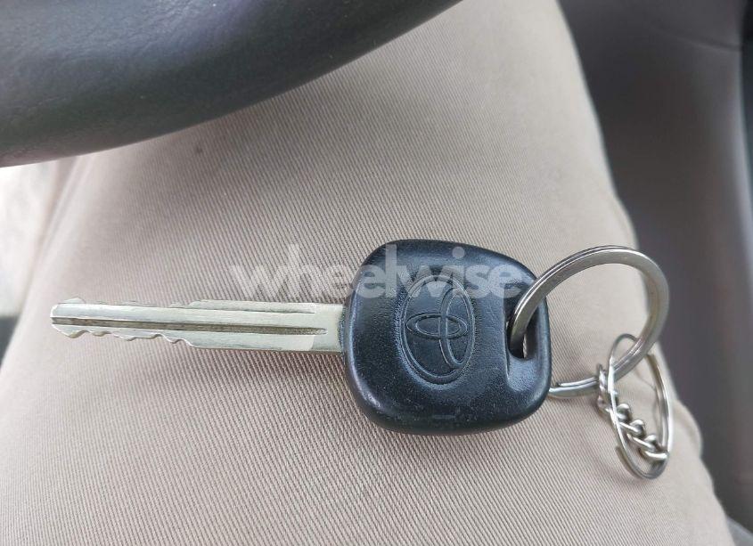 Photo 11 of 2006 Toyota Corolla CE (VIN 2T1BR32E16C625871)