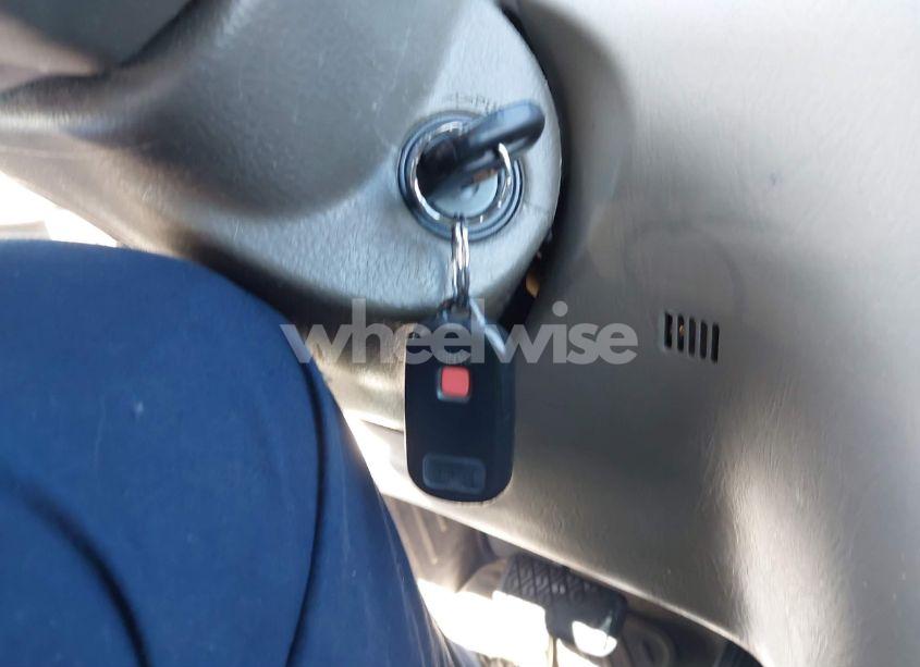 Photo 11 of 2006 Toyota Corolla LE (VIN 2T1BR32E16C627281)