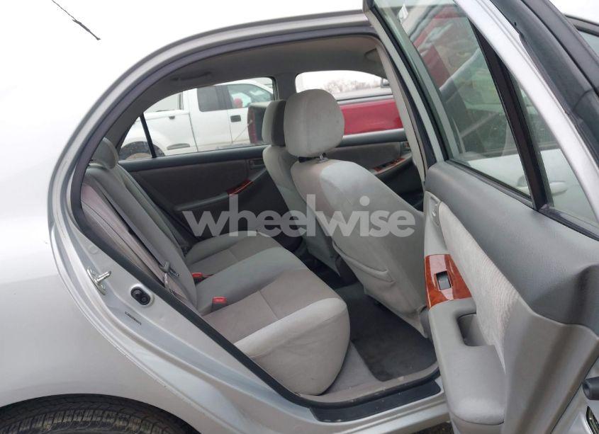 Photo 8 of 2008 Toyota Corolla LE (VIN 2T1BR32E18C938535)