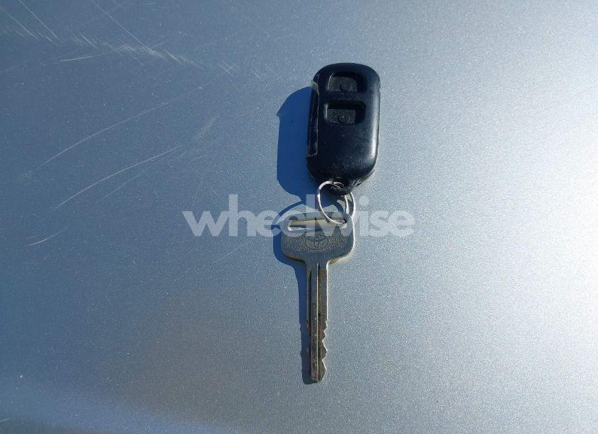 Photo 11 of 2003 Toyota Corolla LE (VIN 2T1BR32E23C150324)