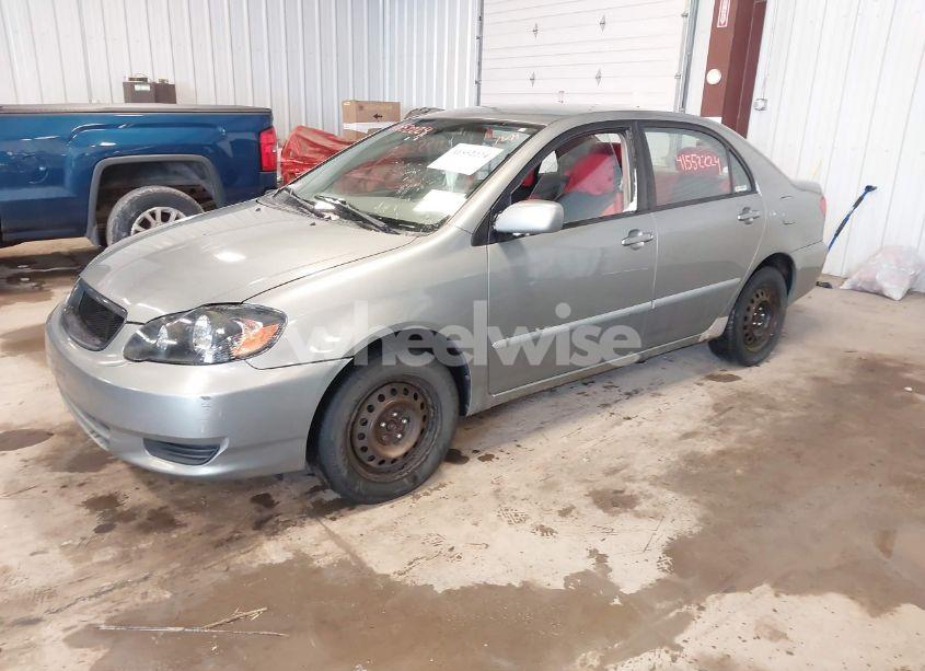 Photo 2 of 2004 Toyota Corolla LE (VIN 2T1BR32E24C284588)