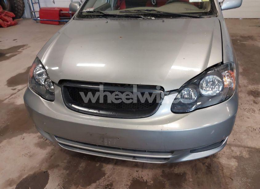 Photo 6 of 2004 Toyota Corolla LE (VIN 2T1BR32E24C284588)